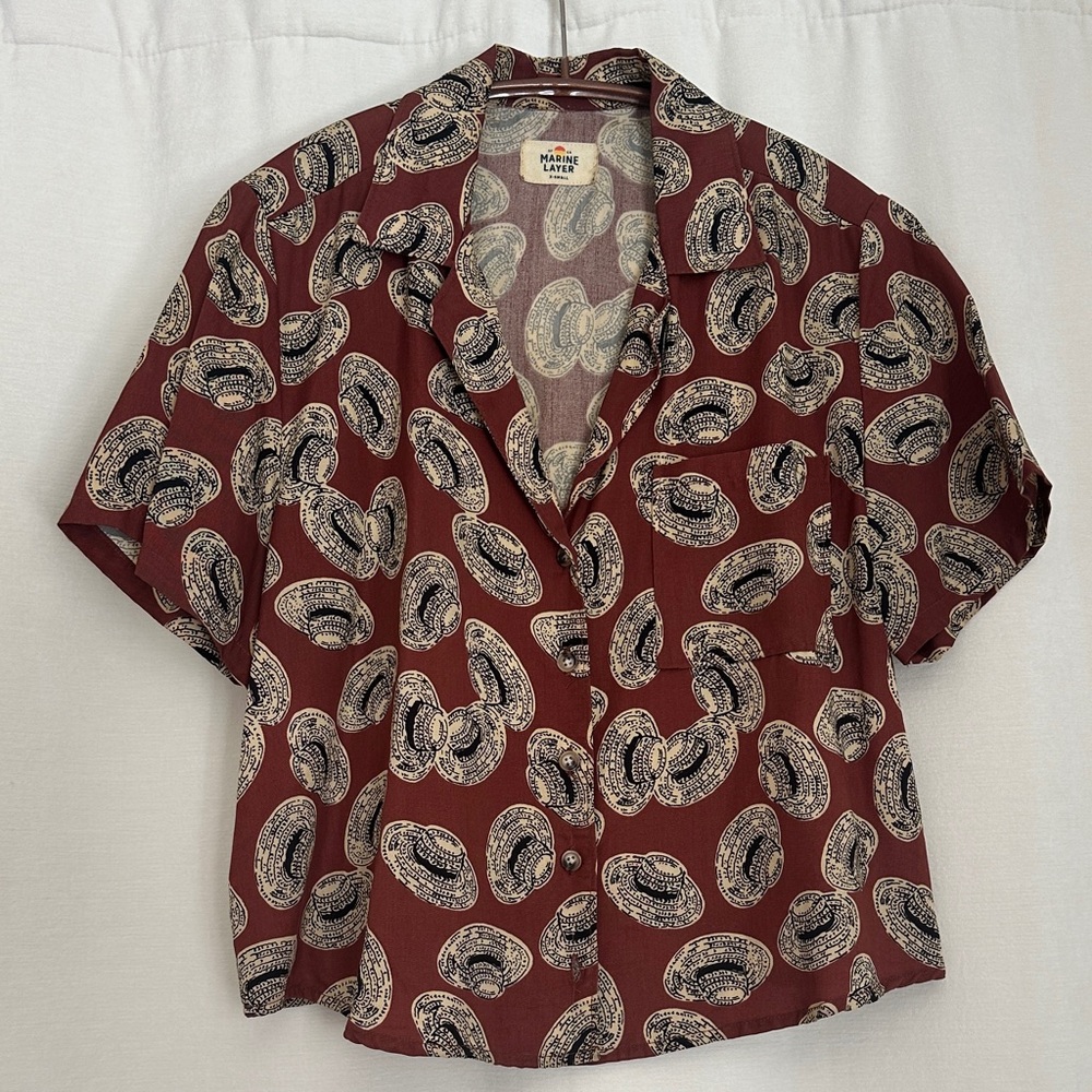 Marine Layer Hat Pattern Shirt - image 2